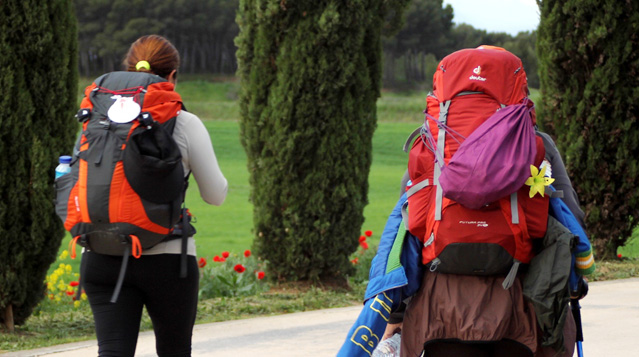 Camino de Santiago: qué llevar en la mochila (en verano e invierno) -  Quintana Massages